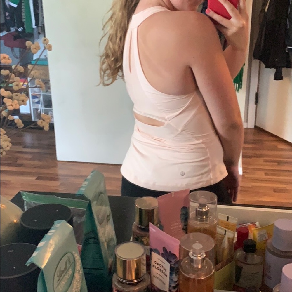 Baby pink lulu tank top - Picture 3 of 3